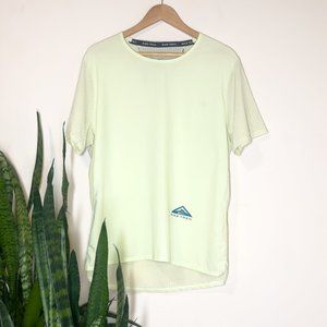 Nike Dri-FIT Rise 365 Men's T-Shirt Trail Running Top - (CZ9050-303) - Sz L